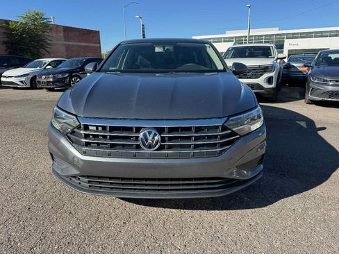 Used 2019 Volkswagen Jetta S image 2
