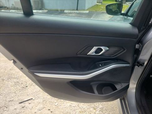Used 2024 BMW 330i Sedan RWD image 15
