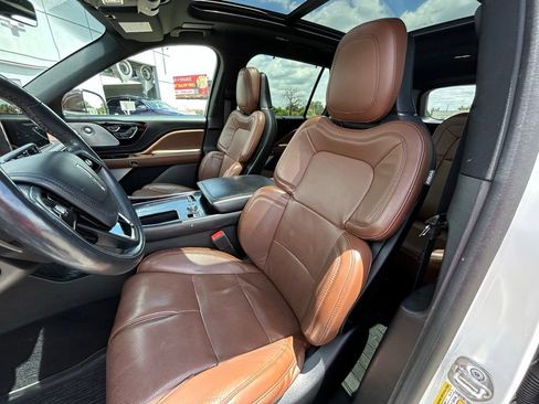 Used 2021 Lincoln Aviator Reserve w/ Equipment Group 202A AWD/4WD image 17