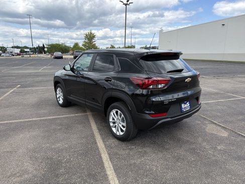 New 2026 Chevrolet TrailBlazer LS w/ LS Convenience Package AWD/4WD image 7