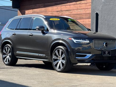 Used 2023 Volvo XC90 T8 Plus w/ Protection Package Premier AWD/4WD image 9