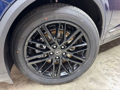 Used 2023 Acura MDX SH-AWD w/ Advance Package image 34