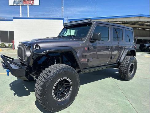 Used 2020 Jeep Wrangler Unlimited Rubicon w/ LED Lighting Group image 2