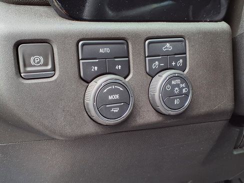 Certified 2023 Chevrolet Silverado 1500 RST image 18