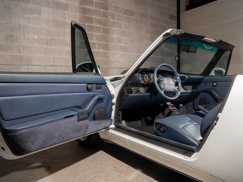 Used 1995 Porsche 911 Cabriolet image 17