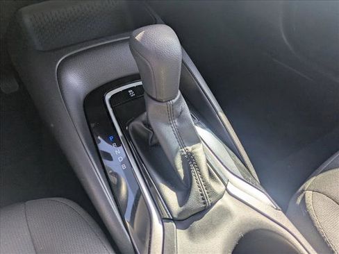 Used 2025 Toyota Corolla LE image 13