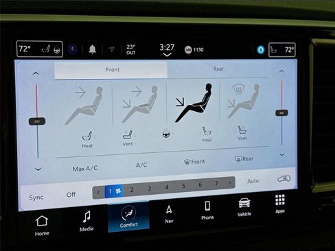 Used 2023 Chrysler Pacifica Pinnacle image 15