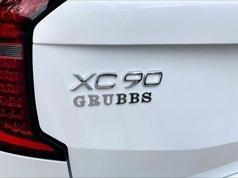 New 2026 Volvo XC90 T8 Plus image 44