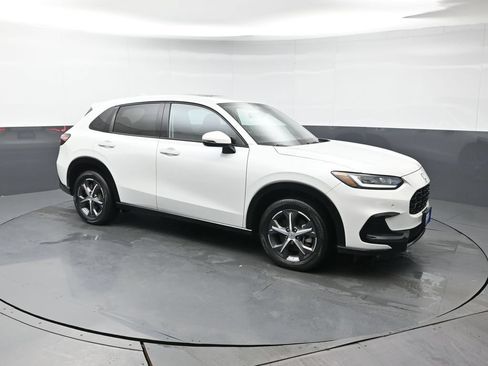 Used 2024 Honda HR-V EX-L image 8