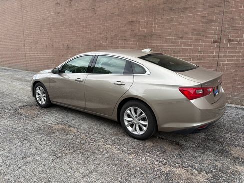 Used 2023 Chevrolet Malibu LT FWD image 3