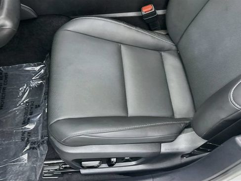 Used 2025 Lexus ES 300h w/ Premium Package FWD image 19