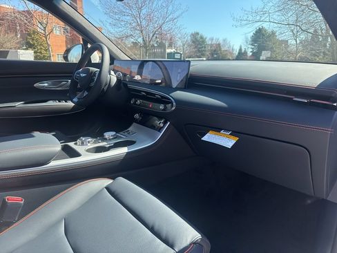 New 2026 Genesis GV70 3.5T Sport Advanced AWD/4WD image 31
