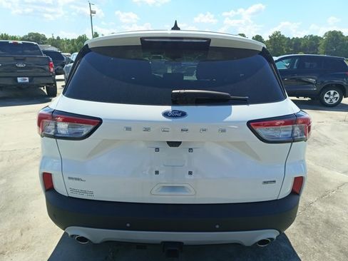Used 2022 Ford Escape SEL image 4