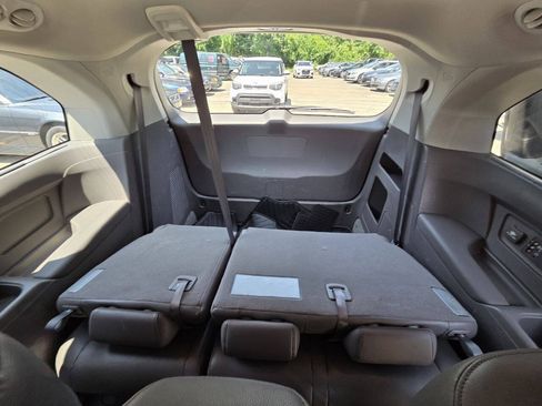 Used 2011 Honda Odyssey Touring Elite image 15