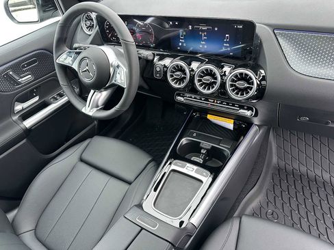 New 2026 Mercedes-Benz GLA 250 4MATIC image 11