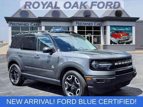 Certified 2022 Ford Bronco Sport Outer Banks w/ Tech Package AWD/4WD image 1