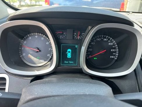 Used 2012 Chevrolet Equinox LT FWD image 16