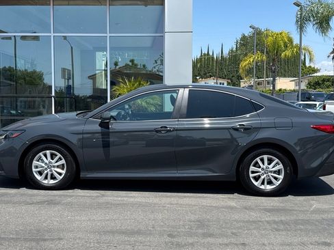 Used 2025 Toyota Camry LE FWD image 9