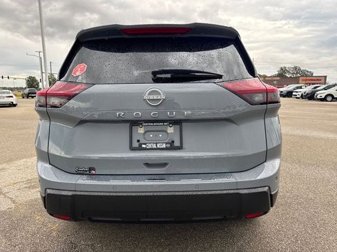 New 2026 Nissan Rogue SV image 4
