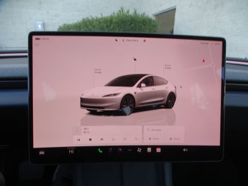Used 2024 Tesla Model 3 image 8