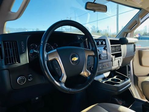 Used 2018 Chevrolet Express 2500 Extended w/ Driver Convenience Package image 15