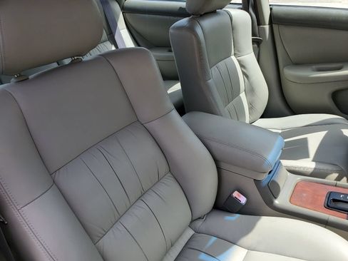 Used 2001 Lexus ES 330 FWD image 39