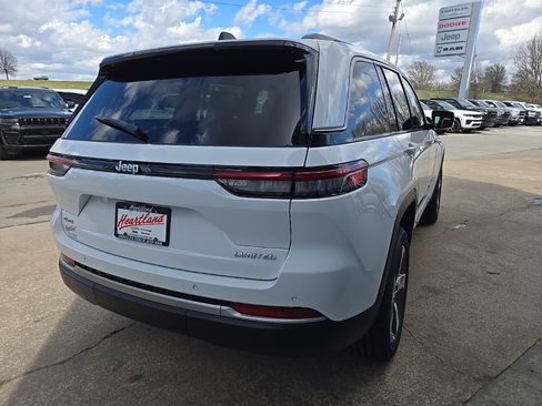 New 2026 Jeep Grand Cherokee Limited AWD/4WD image 11