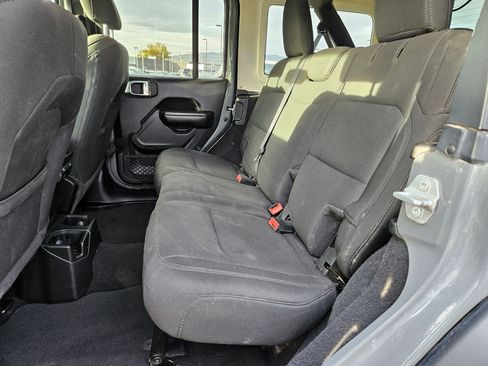Used 2021 Jeep Wrangler Unlimited Sport image 29