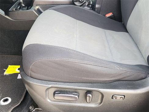 Used 2020 Toyota Tacoma TRD Off-Road image 23