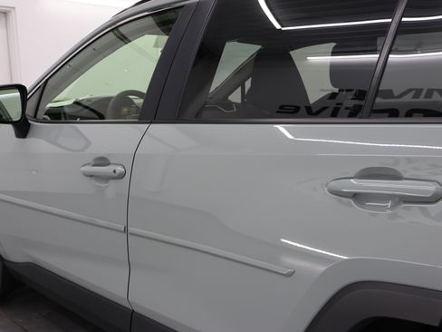 Used 2019 Toyota RAV4 XLE w/ Convenience Package image 33