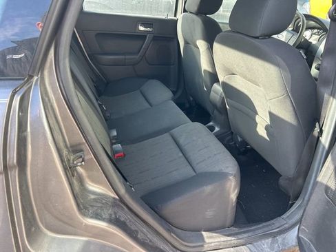 Used 2010 Ford Focus SE image 13