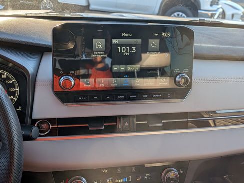 Used 2023 Mitsubishi Outlander SEL image 26