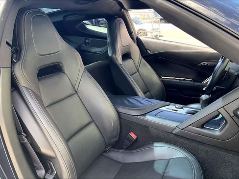 Used 2015 Chevrolet Corvette Stingray Coupe RWD image 12
