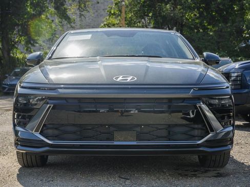 New 2026 Hyundai Sonata SEL FWD image 2