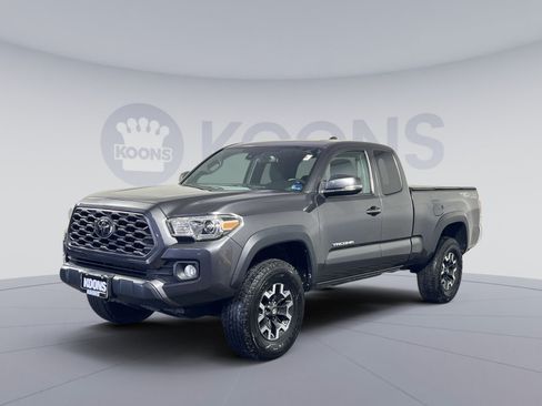 Used 2020 Toyota Tacoma TRD Off-Road AWD/4WD image 5