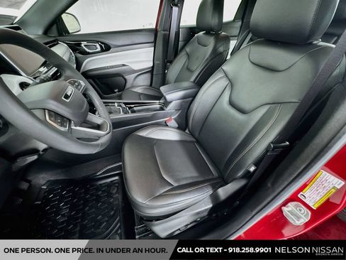 Used 2024 Jeep Compass Limited AWD/4WD image 20