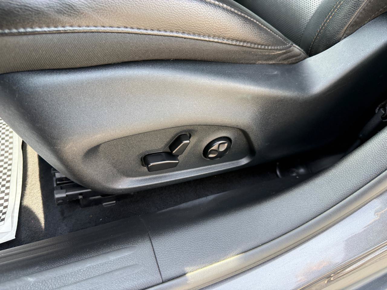 Used 2018 Jeep Compass Limited w/ Navigation Group FWD image 25