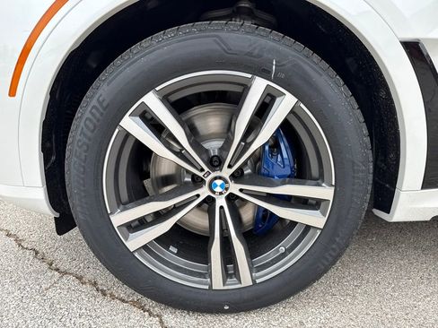 New 2026 BMW X7 xDrive40i w/ M Sport Package image 9