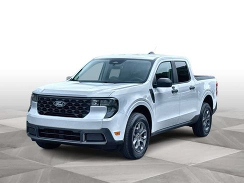 Used 2025 Ford Maverick XLT FWD image 4
