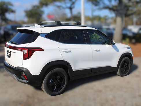 New 2026 Kia Seltos EX image 6