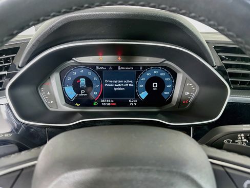 Used 2025 Audi Q3 2.0T Premium AWD/4WD image 19