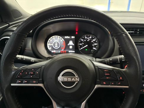Used 2023 Nissan Kicks SR w/ SR Premium Package image 28