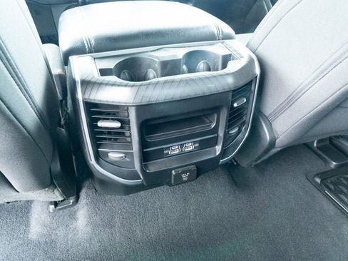 Certified 2025 RAM 1500 Big Horn AWD/4WD image 34