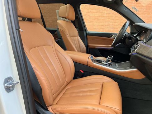 Used 2019 BMW X5 xDrive40i w/ M Sport Package AWD/4WD image 47