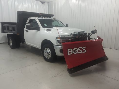 New 2025 RAM 3500 Tradesman image 5