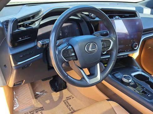 Used 2023 Lexus RZ 450e Premium w/ Technology Package AWD/4WD image 17