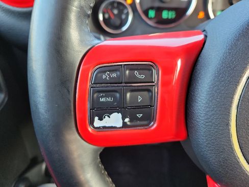 Used 2018 Jeep Wrangler Unlimited Sport w/ Connectivity Group image 21