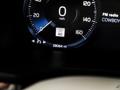 Used 2020 Volvo V60 T5 Momentum w/ Protection Package Premier image 65