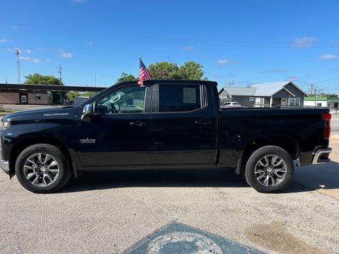 Used 2021 Chevrolet Silverado 1500 LT w/ Texas Edition Plus image 3