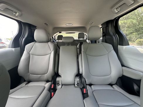 Certified 2026 Toyota Sienna XLE FWD image 13
